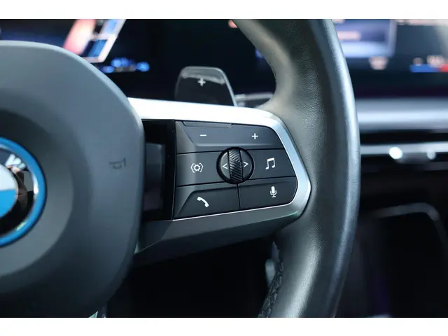 BMW X1 xDrive30e 2023 Hybride Benzine 27