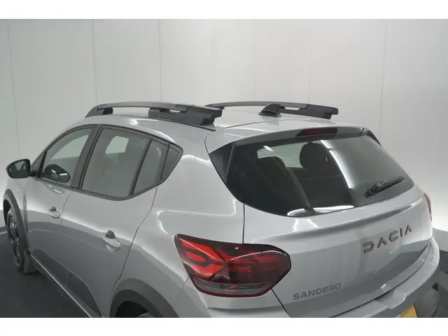 Dacia Sandero Stepway TCe 90 Extreme 2024 Benzine 24