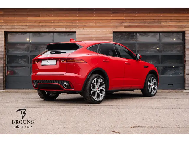 Jaguar E-PACE 3