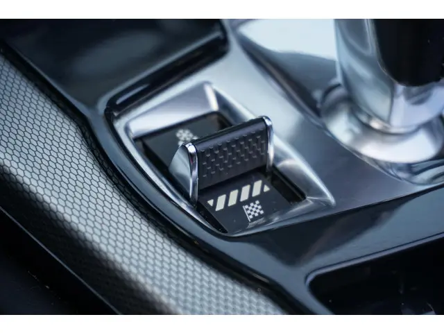 Jaguar F-Type 3.0 V6 Convertible 2017 Benzine 24