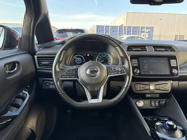 Nissan Leaf N-Connecta 40 kWh 2020 Elektrisch 14