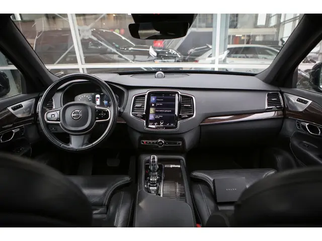 Volvo XC90 2.0 T8 TE AWD Insc. 2015 Hybride Benzine 10