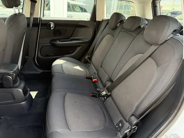 MINI Countryman Mini 1.5 One 2017 Benzine 31