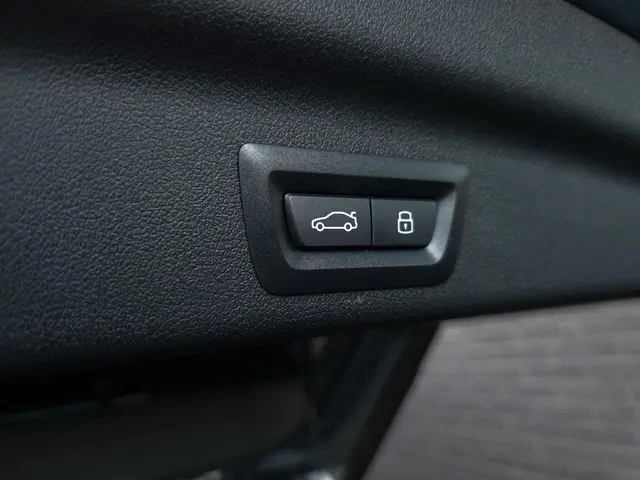 BMW X1 xDrive30e 2023 Hybride Benzine 36