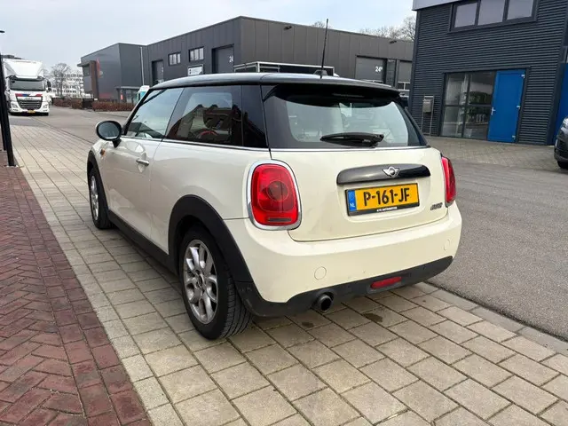 MINI Cooper 3