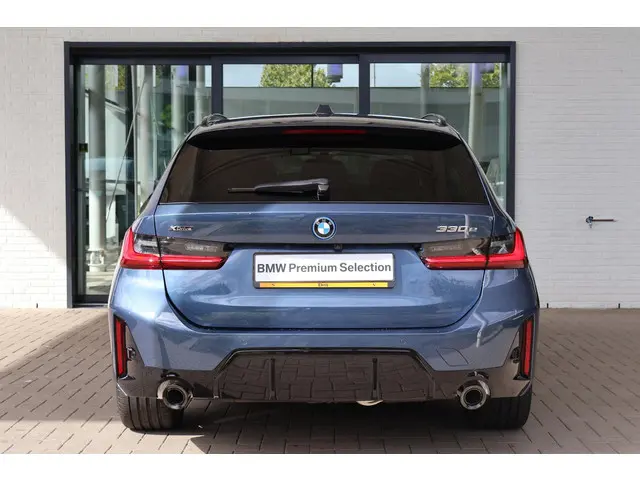 BMW 3 Serie Touring 330e xDrive 2025 Hybride Benzine 4