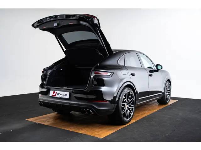 Porsche Cayenne Coupé 4.0 S 2023 Benzine 12
