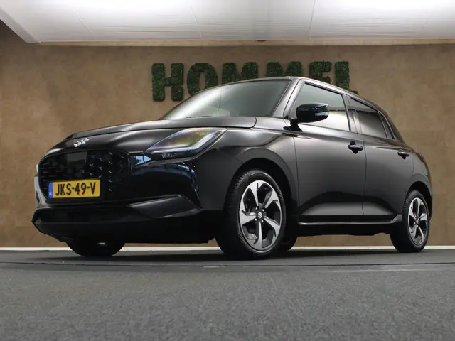 Suzuki Swift 1.2 Style Smart Hybrid 2025 Benzine 15