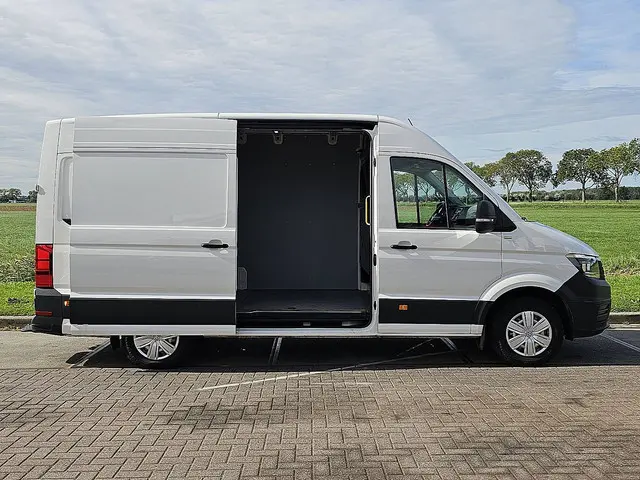Volkswagen Crafter 35 2.0 2023 Diesel 13