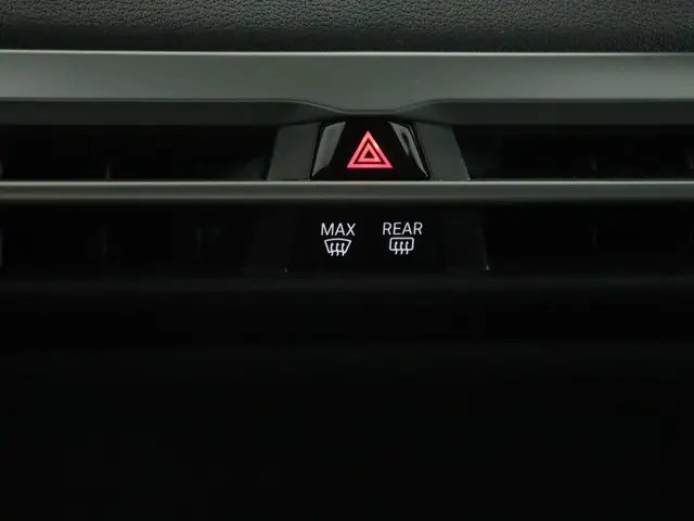 BMW iX xDrive40 2025 Elektrisch 6