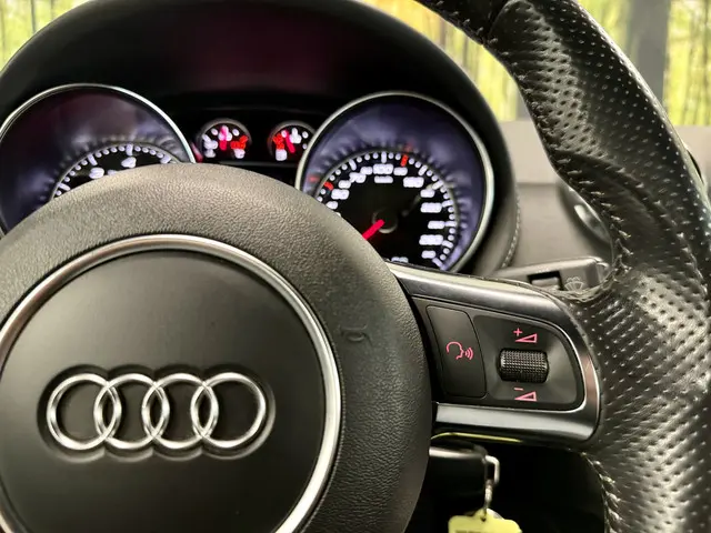 Audi TT 2.5 T TT RS Plus Pro Line 2012 Benzine 28