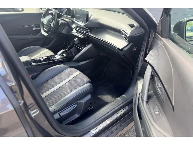 Peugeot 208 1.2 PureTech GT Pack 2019 Benzine 22