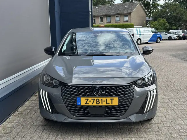 Peugeot 208 2