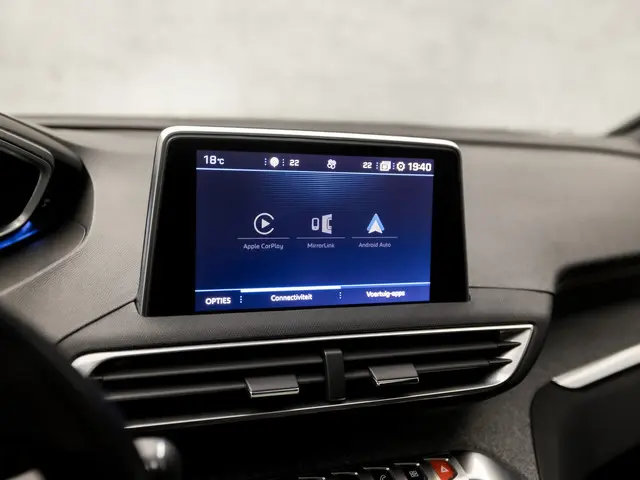 Peugeot 3008 1.2 PureTech GT Line 2016 Benzine 25