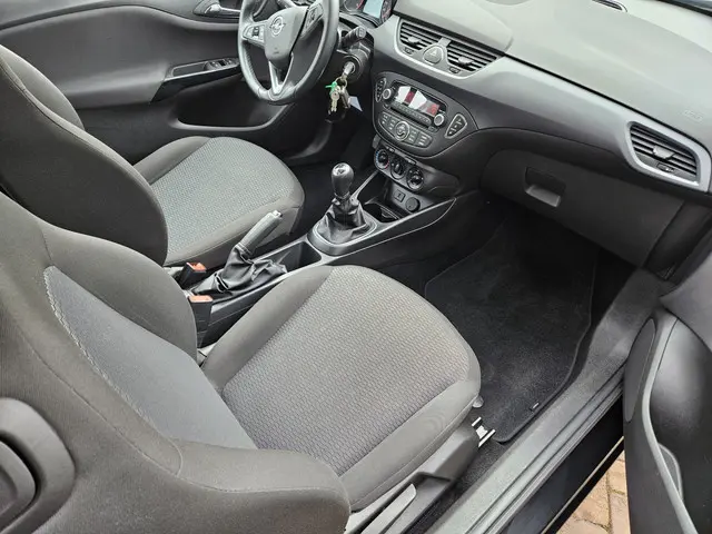 Opel Corsa 1.0 Turbo Edition,lage km,trekhaak 2017 Benzine 10