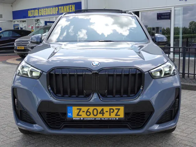 BMW X1 xDrive25e M-SPORT 2024 Hybride Benzine 15