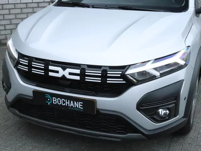 Dacia Jogger 1.0 TCe 110 Expression 2023 Benzine 22