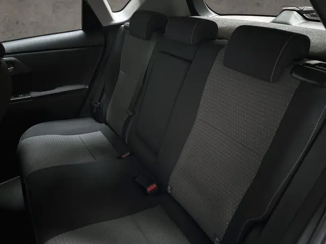 Toyota Auris 1.8 Hybrid Dynamic 2018 Hybride Benzine 10