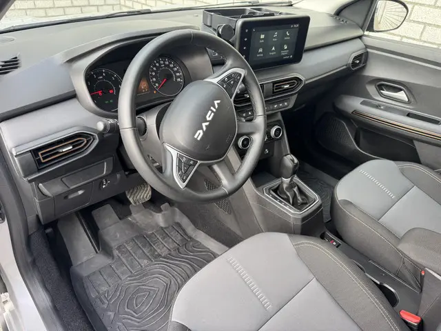 Dacia Sandero Stepway 1.0 TCe 90 Extreme 2024 Benzine 26