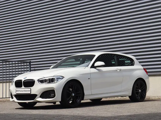 BMW 1 Serie 3-deurs 116i 2018 Benzine 36