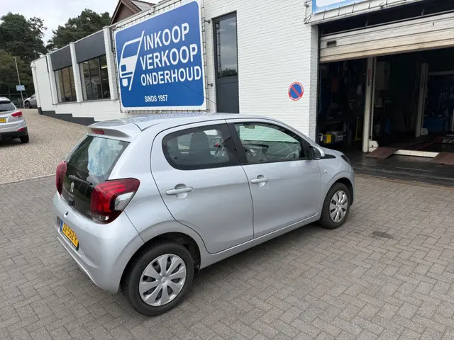 Peugeot 108 2