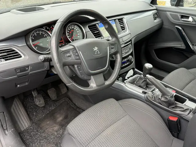 Peugeot 508 SW 1.6 THP Allure 2014 Benzine 6