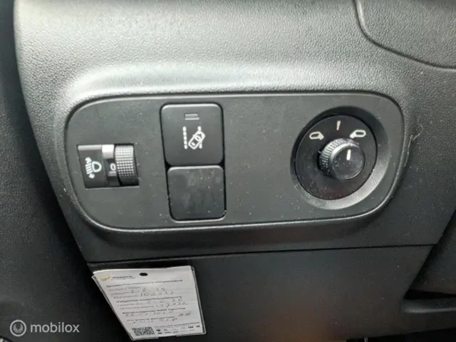 Citroën C3 1.2 PureTech Shine/ trekhhaak 2017 Benzine 21