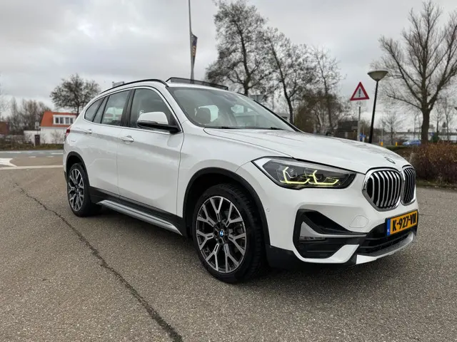 BMW X1 SDrive18i High Executive Vol Optie’s…….. 2020 Benzine 2