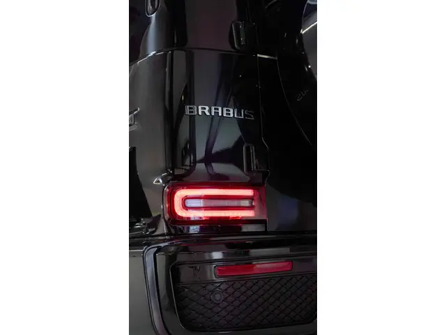 Mercedes-Benz G-Klasse 63 AMG BRABUS 2018 Benzine 15
