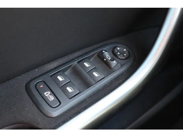 Peugeot 308 SW 1.6 THP Allure 7p 2013 Benzine 16