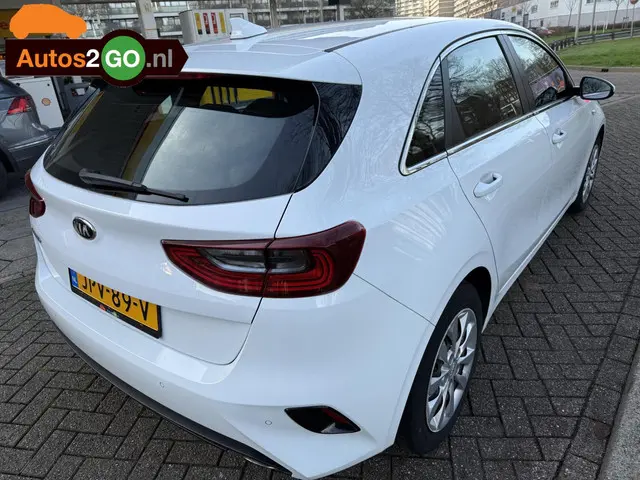 Kia Ceed 1.6 CRDi DynamicLine 2020 Diesel 22
