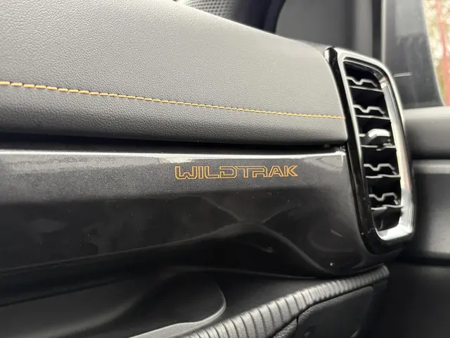 Ford Ranger 2.3 PHEV Wildtrak Double Cab 2025 Diesel 45