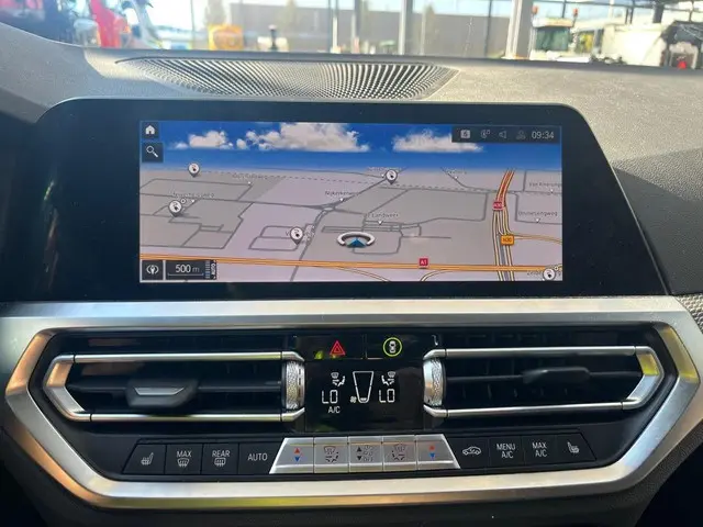 BMW 3 Serie 320e M-Sport 2022 Hybride Benzine 12