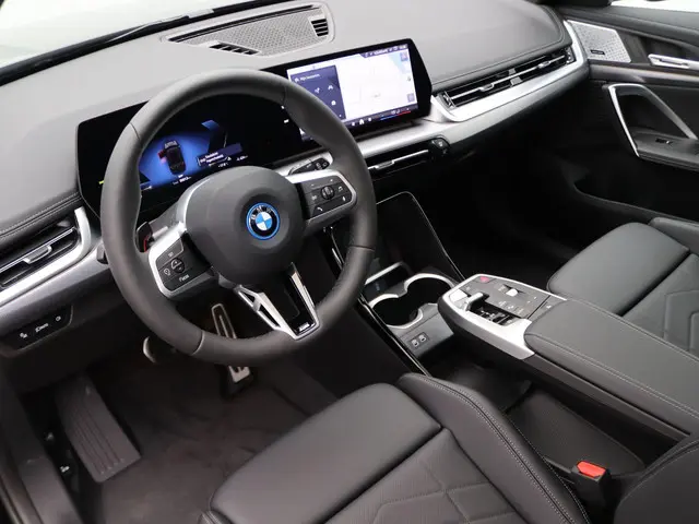 BMW iX1 eDrive20 2025 Elektrisch 10