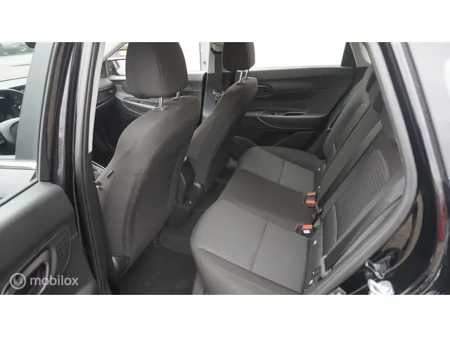 Hyundai i20 1.0 T-GDI Comfort Automaat 2023 Benzine 10