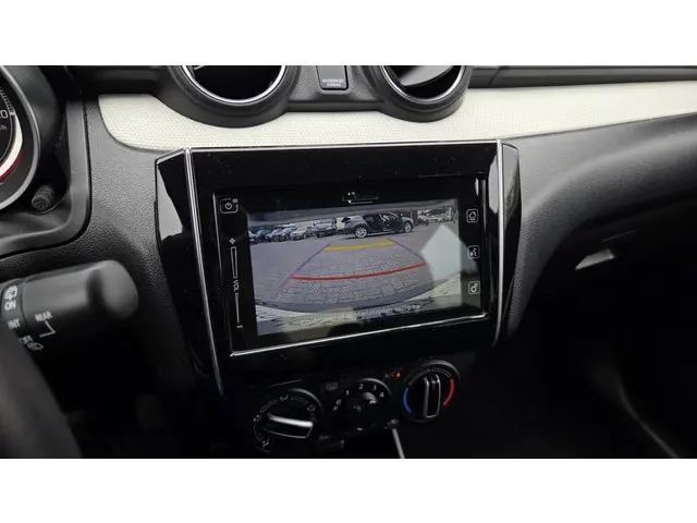 Suzuki Swift 1.0 Sportline 2019 Benzine 13