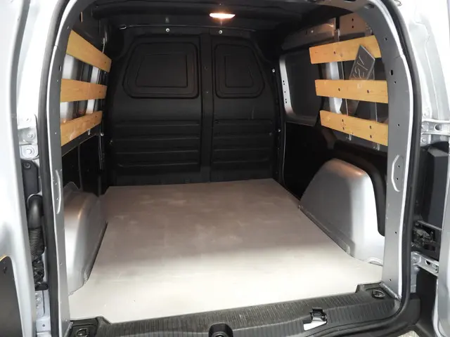 Renault Kangoo 1.5 Blue dCi 75 Comfort L1 2022 Diesel 21