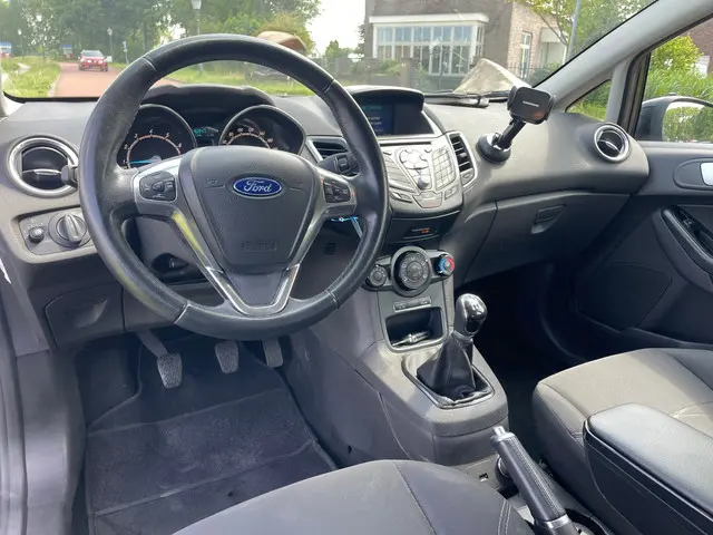 Ford Fiesta 1.0 Style Ultimate 2016 Benzine 9