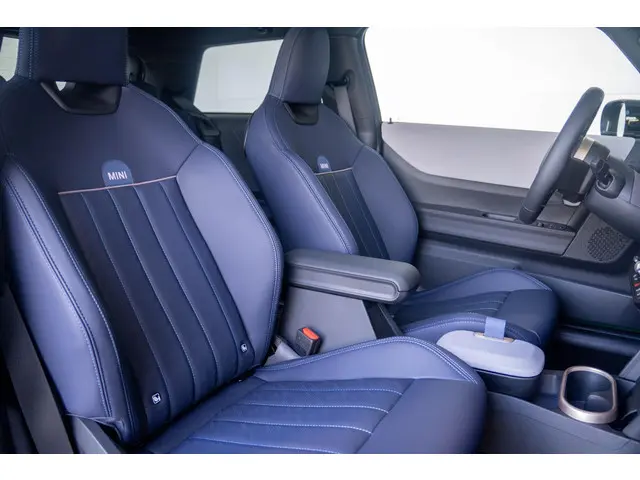 MINI 3-Deurs Cooper C 2024 Benzine 9