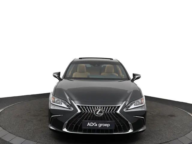 Lexus ES 300h Luxury Line 2025 Hybride Benzine 16