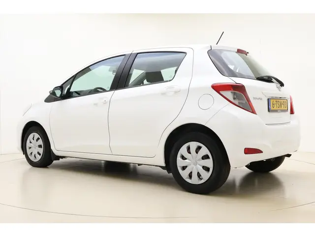 Toyota Yaris 1.0 VVT-i Now 2014 Benzine 12