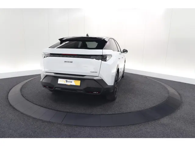 Peugeot 3008 Hybrid 136 e-DSC6 GT 2024 Hybride Benzine 12