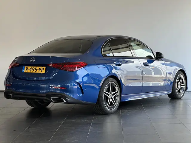 Mercedes-Benz C-Klasse 2