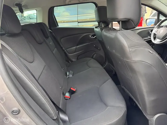 Renault Clio Estate 0.9 TCe Night&Day 2014 Benzine 23