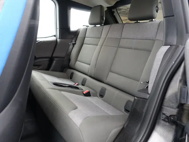 BMW i3 Basis High Executive 22 kWh Aut- 2013 Elektrisch 24