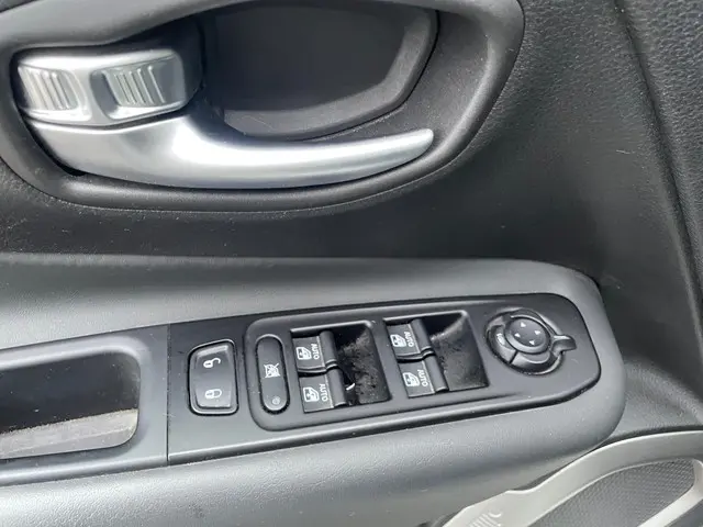 Jeep Renegade 1.0T 80th Anniversary 2021 Benzine 6