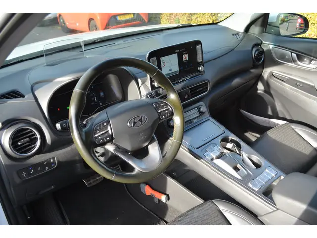 Hyundai Kona EV Premium 64 kWh 2019 Elektrisch 18