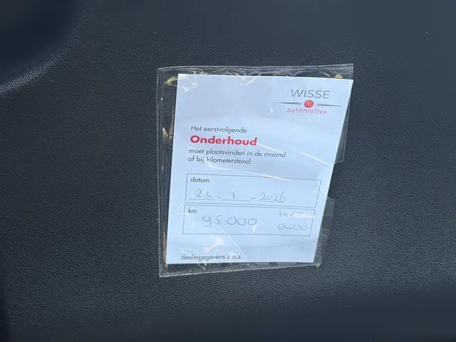 Citroën C4 Cactus 1.2 PureTech Shine 2016 Benzine 20