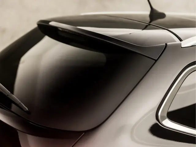 Peugeot 308 SW 1.2 PureTech Premium Sport 2020 Benzine 25