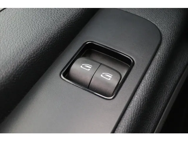 Mercedes-Benz Sprinter 214 2.2 CDI L1H1 2020 Diesel 30